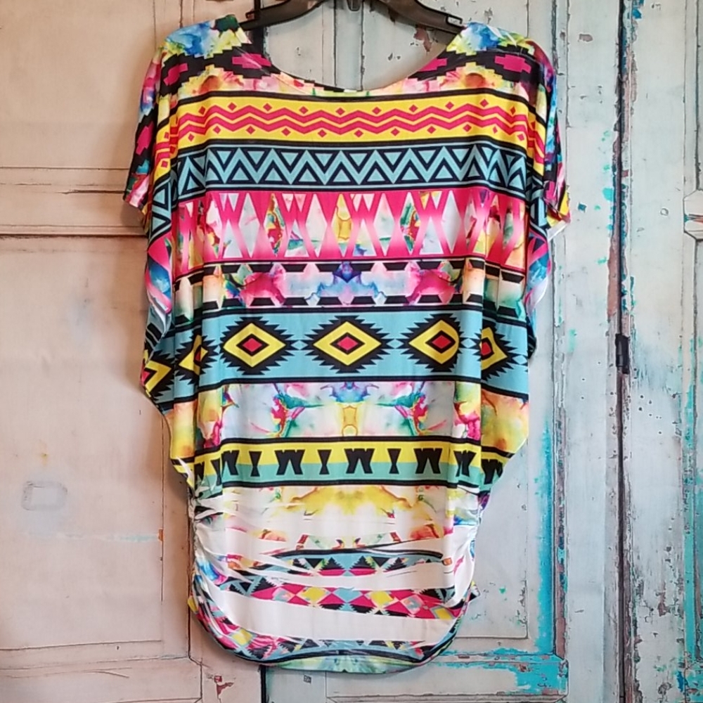 Superline Aztec Top